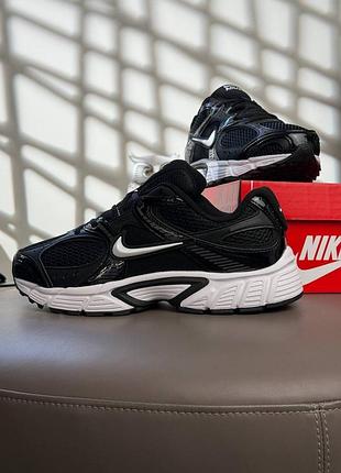 Nike v5 rnr black white