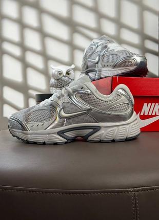 Nike v5 rnr light grey silver