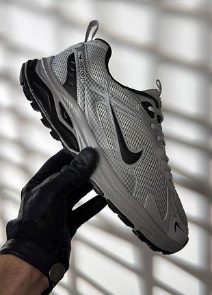 Nike zoom winflo light grey black 4