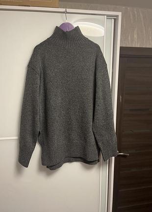 Серый вязаный свитер оверсайз h&m с разрезами, размер xs (идеальное состояние)