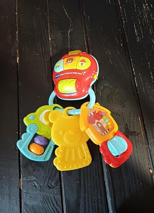 Развивающая музыкальная игрушка vtech ключики открывай и изучай