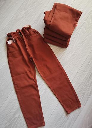 Моми на зріст 164