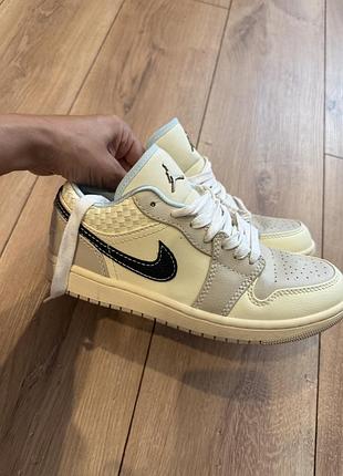 Кросівки nike