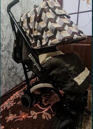 Продам детскую прогулочную коляску babyhit пишите