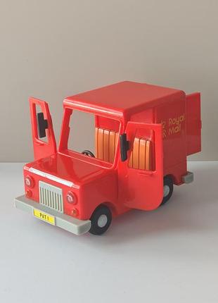 Postman pat van with pat and parcel, машинка дуже якісна, крепкий пластик, відчиняються двері і багажник