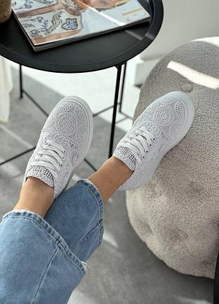 Белые кружные кружевные кеды. кроссовки с кружевом 37-39