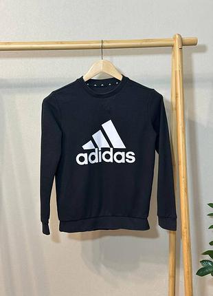 Світшот adidas на 9-10 років