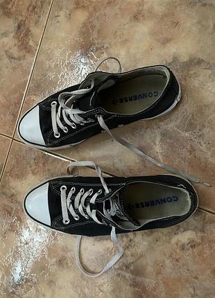 Низькі конверси, чорно білі, класичні низьки конверси, converse
