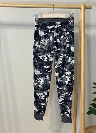 Штани calvin klein на 10-12 років