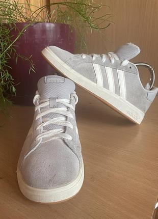 Кросівки adidas grand р37,5 устілка 23,5 см.