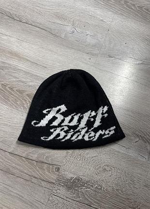Щапка buff riders
