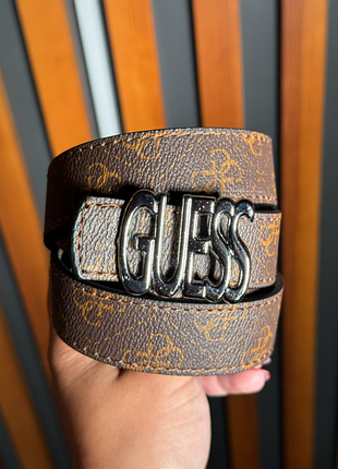 Жіночий шкіряний ремінь на 105 см від guess вузький пасок гесс з металевою пряжкою фірмовий пояс для жінки коричневий no2