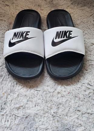 Шльопанці nike оригінал