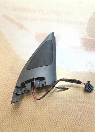 Накладка с динамиком правая vw golf iv /bora 1j0837994 7994