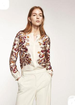 Молочная блуза с цветочным принтом massimo dutti xs рубашка без воротника