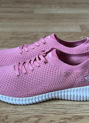 Новые кроссовки skechers 38 размер