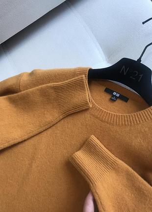 Чудовий вовняний джемпер uniqlo