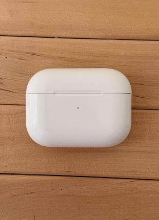 Apple airpods pro 2 / кейс a2700 + чохол