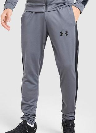 Чоловічі штани з бічними лампасами еластік від бренду under armour