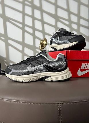 Nike initiator m grey beige