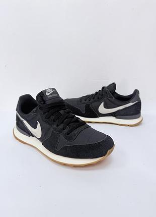 Кросівки nike international