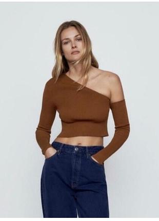 Асиметричний шоколадний топ zara