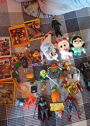 Продажа лотка игрушек