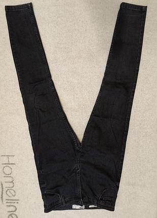 Женские джинсы 👖.узкие.высокая посадка.
besrhka.