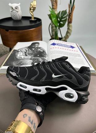 Nike air max plus new reflektive black white
