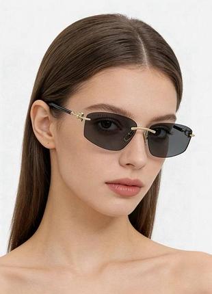 Tiffany & co окуляри з кольоровою лінзою гарна оправа