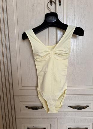Неймовірне утягуюче боді creamy fabrics