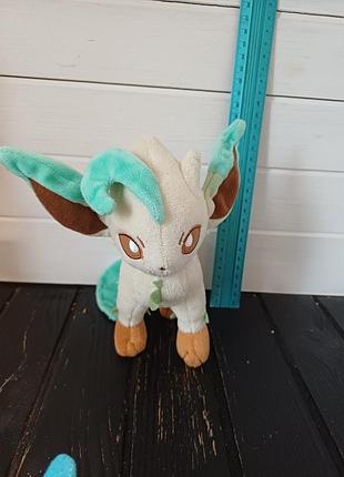 М'який покемон ліфеон leafeon — еволюція покемона іві eevee pokemon