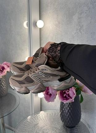 Стильные женские кроссовки new balance 9060 brown