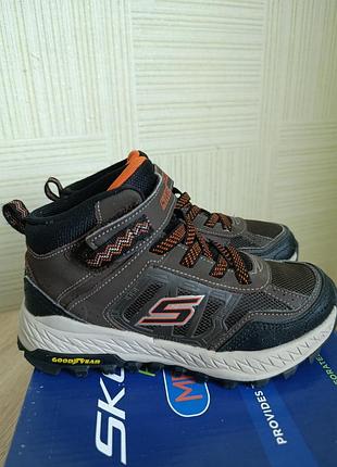 Демісезонні skechers для хлопчика 33 розмір