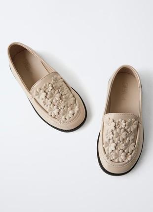 Елегантні туфельки для дівчинки zara 25 розмір