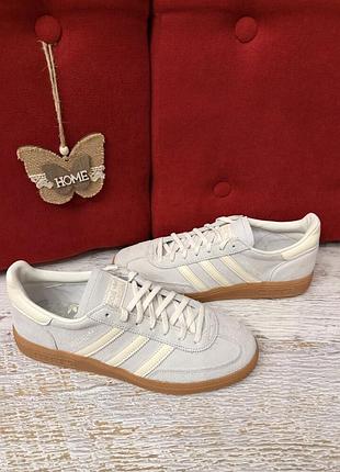 Кожаные фирменные кроссовки adidas spezial 42 2/3р.
