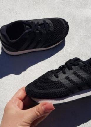Дитячі кросівки adidas розмір 24 ,устілка 15см на хлопчика