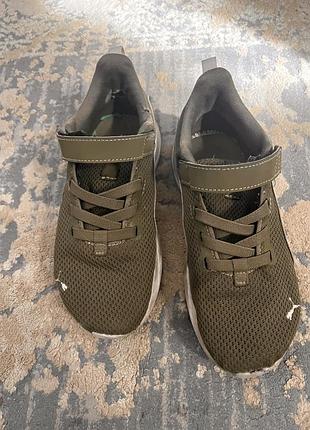 Кросівки 34 розмір