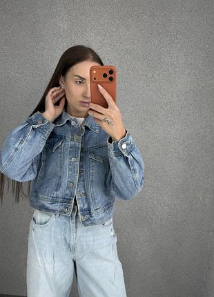 Куртка жіноча джинсова блакитна