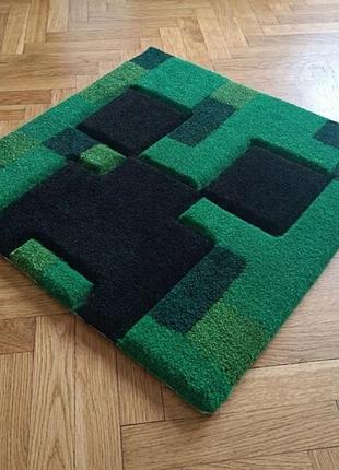 Тафтинговый декоративный ковер ручной работы creeper в стиле minecraft 47×45 см зеленый