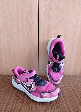 Красивые кроссовки nike