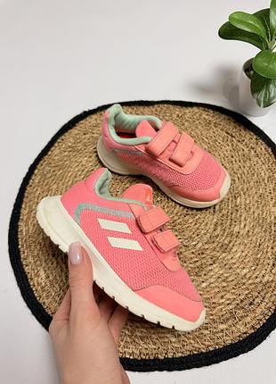 Кросівки adidas для дівчинки