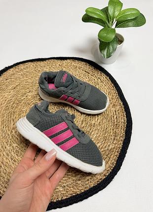 Кросівки adidas для дівчинки