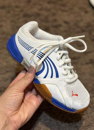 Оригінальні дитячі кросівки puma 29/30 розмір (18.5см) б/в