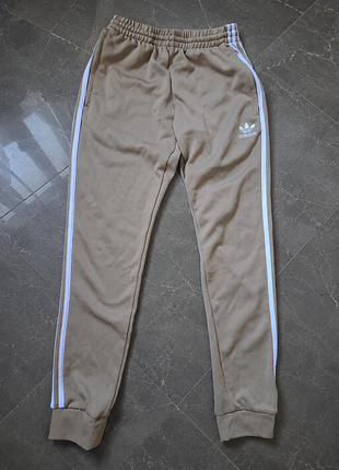 Жіночі спортивні штани, джогери, бренд adidas. оригінал.  р. с. на 44-46.