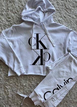 Костюм calvin klein xs-s