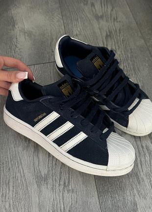 Кросівки adidas