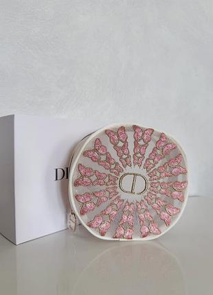 Косметичка. з вишивкою. beauty gift
