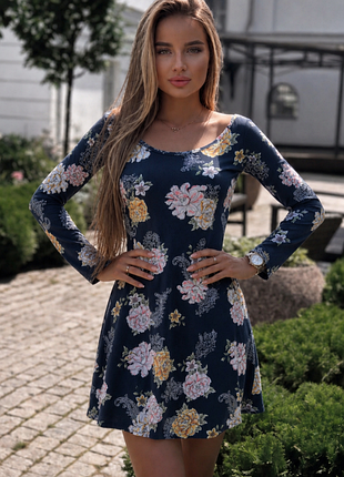 Женское платье 💙мягкая вискоза 🌸 no boundaries 👗 цветочное платье с перекрестными бретелями ✨ мини платье с открытой спиной м/ l