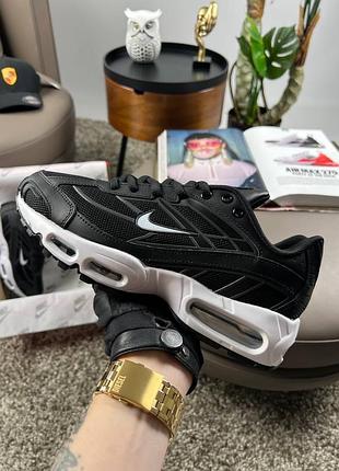 Nike air max snox black white